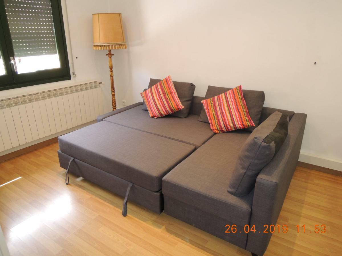贝萨卢Apartament Jasmine公寓 外观 照片