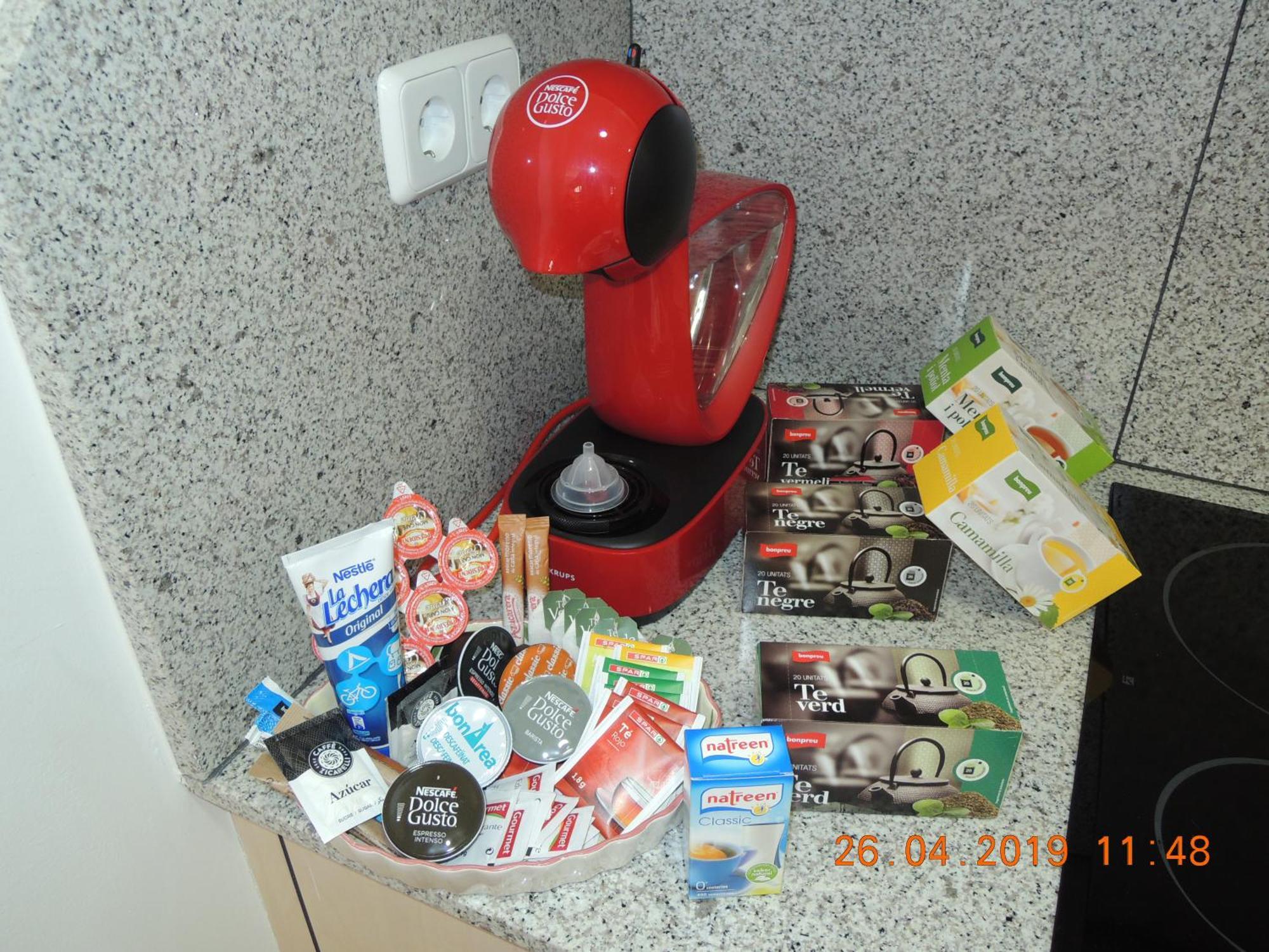 贝萨卢Apartament Jasmine公寓 外观 照片